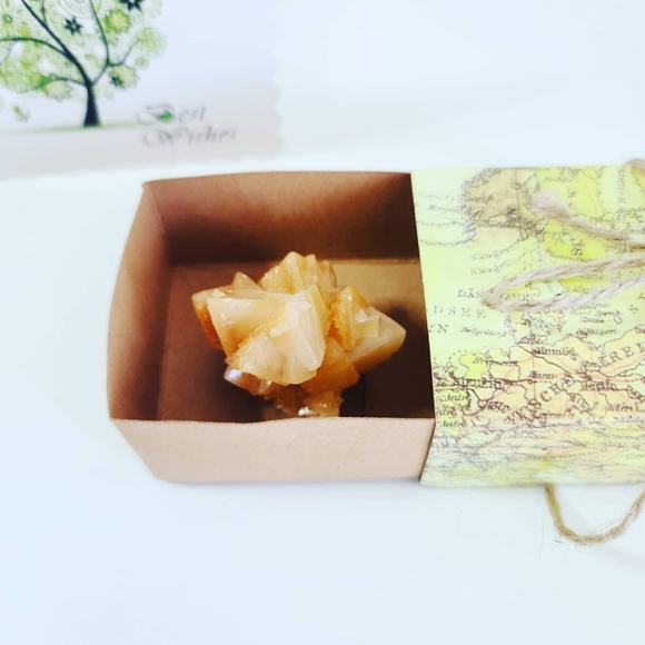 Beautiful carved natural Citrine crystal 🔮 - Picture 4 of 4